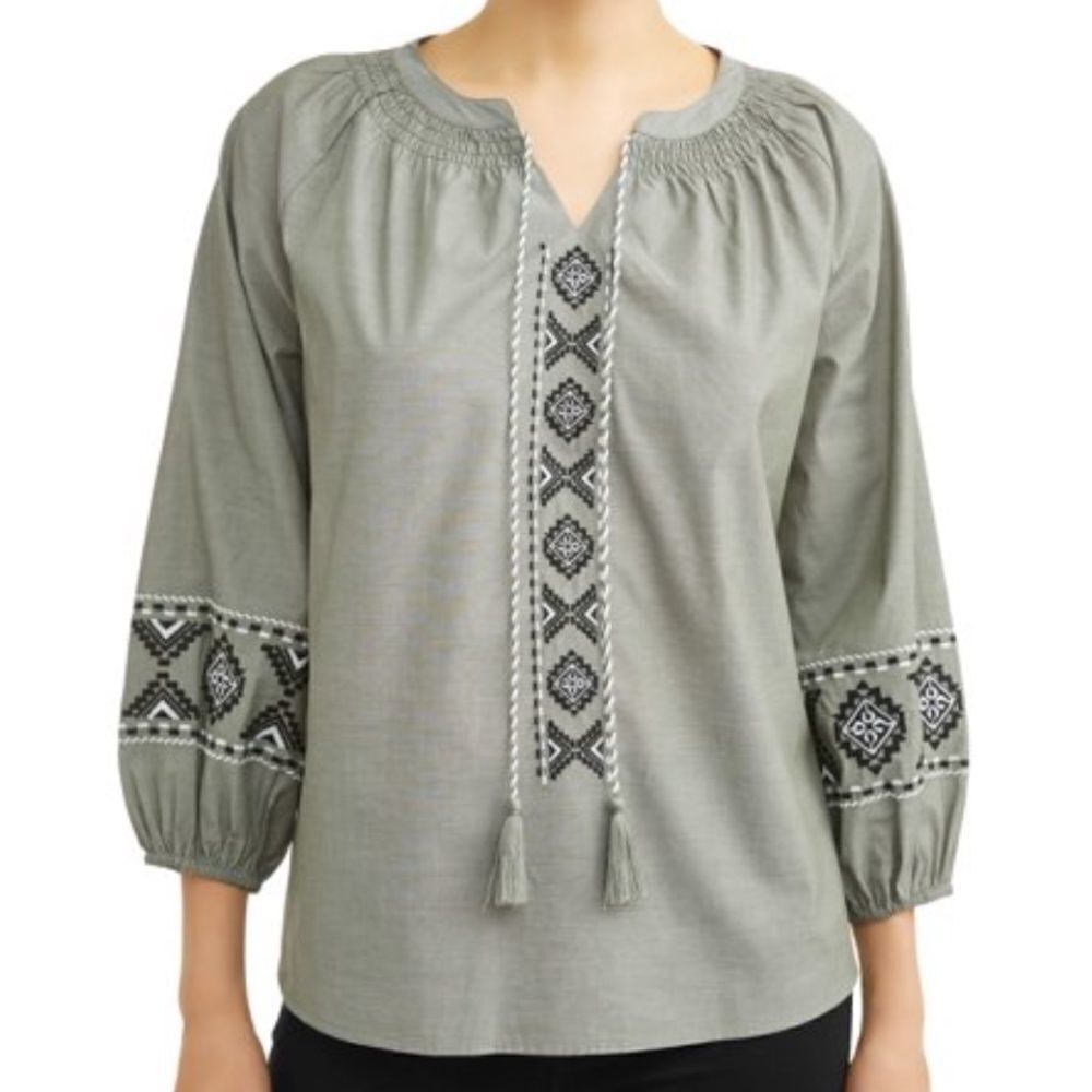 Time and Tru Women's Embroidered Sleeve Peasant Top